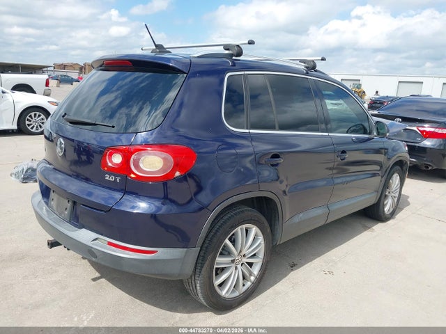 44783270 :رقم المزاد ، WVGAV7AX6BW000106 vin ، 2011 Volkswagen Tiguan Se مزاد بيع