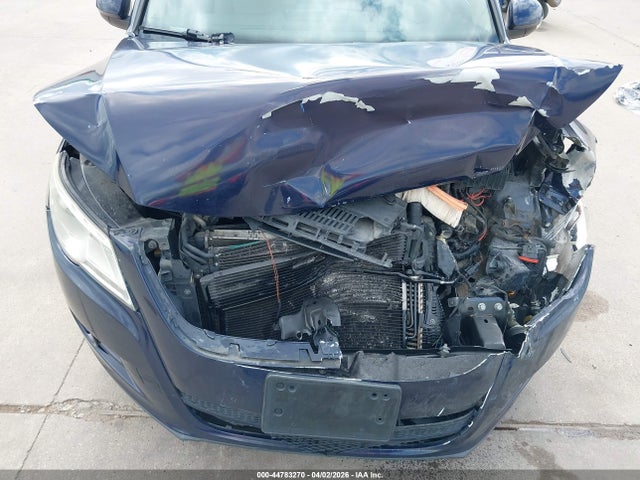 44783270 :رقم المزاد ، WVGAV7AX6BW000106 vin ، 2011 Volkswagen Tiguan Se مزاد بيع