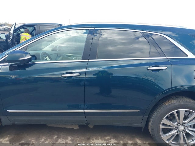 2025 Cadillac Xt5 Awd Premium Luxury მანქანა იყიდება აუქციონზე, vin: 1GYKNDRS8SZ116478, აუქციონის ნომერი: 44783291