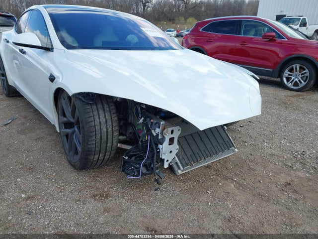 Продажа на аукционе авто 2022 Tesla Model S Plaid Tri Motor All-wheel Drive, vin: 5YJSA1E62NF459175, номер лота: 44783294