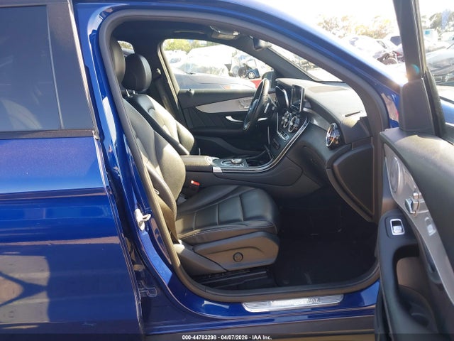 WDC0G4JB4KV169389 Mercedes-Benz GLC 300