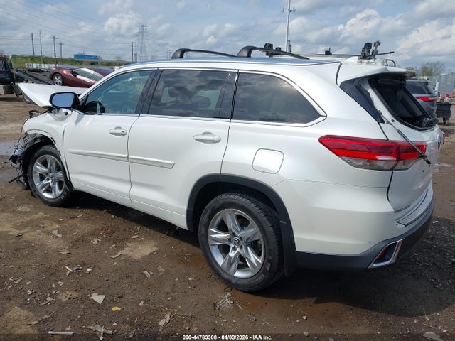 44783308 :رقم المزاد ، 5TDDZRFH3JS813131 vin ، 2018 Toyota Highlander Limited مزاد بيع