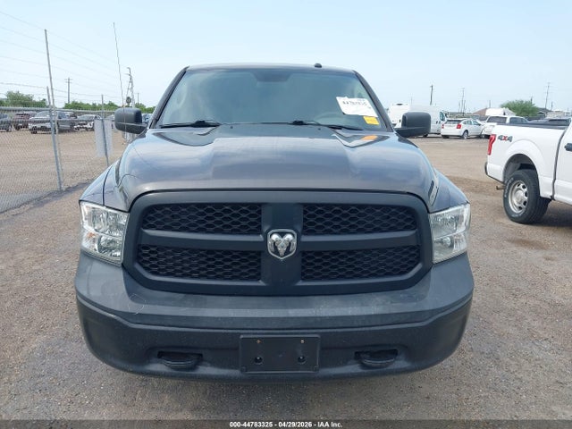2020 Ram 1500 Classic Tradesman  4x4 5'7 Box მანქანა იყიდება აუქციონზე, vin: 3C6RR7KG8LG144211, აუქციონის ნომერი: 44783325