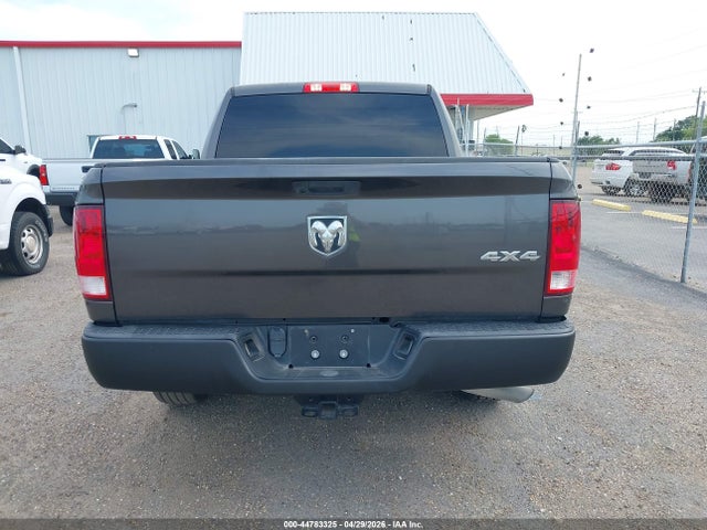 2020 Ram 1500 Classic Tradesman  4x4 5'7 Box მანქანა იყიდება აუქციონზე, vin: 3C6RR7KG8LG144211, აუქციონის ნომერი: 44783325