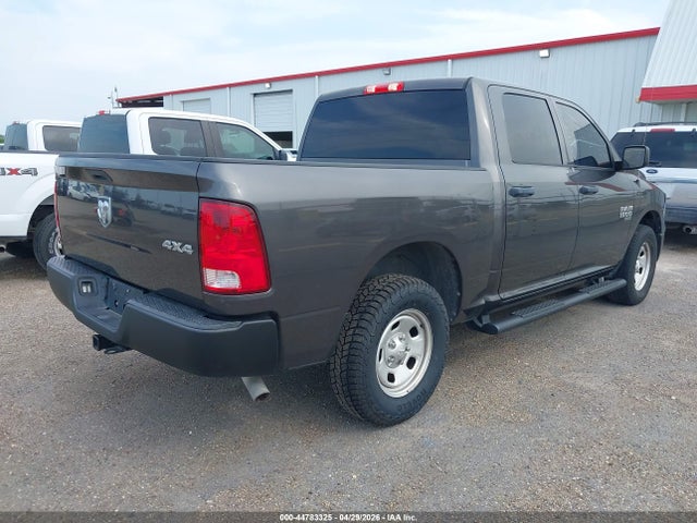 2020 Ram 1500 Classic Tradesman  4x4 5'7 Box მანქანა იყიდება აუქციონზე, vin: 3C6RR7KG8LG144211, აუქციონის ნომერი: 44783325