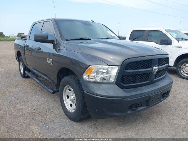 2020 Ram 1500 Classic Tradesman  4x4 5'7 Box მანქანა იყიდება აუქციონზე, vin: 3C6RR7KG8LG144211, აუქციონის ნომერი: 44783325