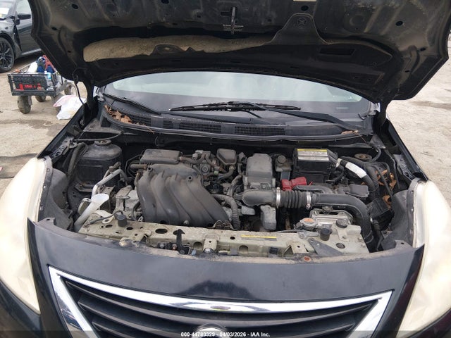 2013 Nissan Versa 1.6 Sv მანქანა იყიდება აუქციონზე, vin: 3N1CN7AP9DL833438, აუქციონის ნომერი: 44783329
