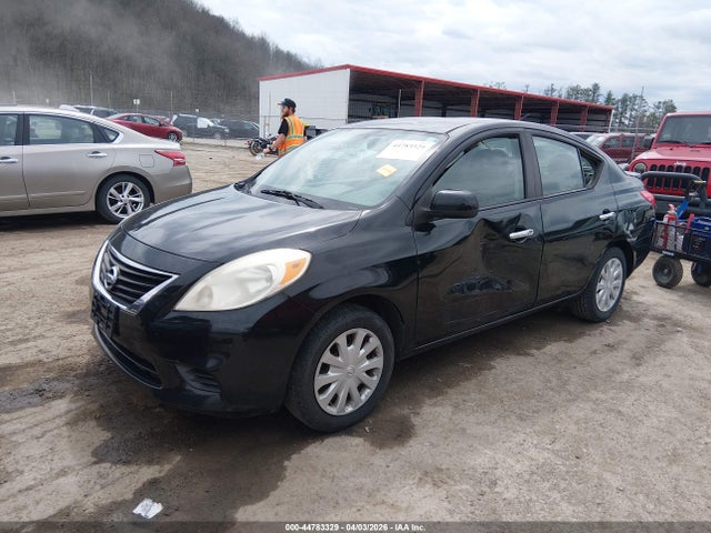 2013 Nissan Versa 1.6 Sv მანქანა იყიდება აუქციონზე, vin: 3N1CN7AP9DL833438, აუქციონის ნომერი: 44783329