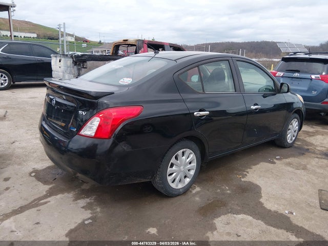 2013 Nissan Versa 1.6 Sv მანქანა იყიდება აუქციონზე, vin: 3N1CN7AP9DL833438, აუქციონის ნომერი: 44783329
