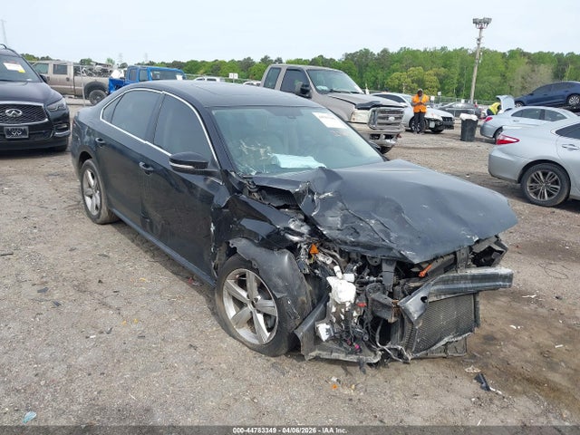 44783349 :رقم المزاد ، 1VWBP7A34DC014748 vin ، 2013 Volkswagen Passat 2.5l Se مزاد بيع