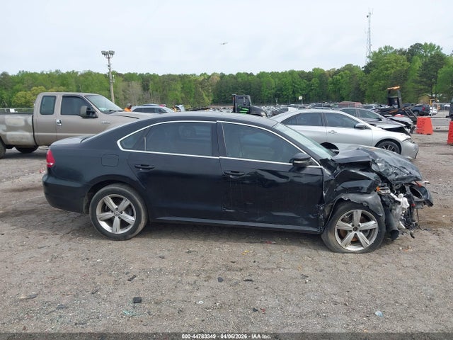 Aukcja sprzedaży 2013 Volkswagen Passat 2.5l Se, vin: 1VWBP7A34DC014748, numer aukcji: 44783349