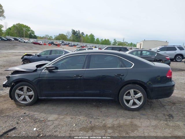 Aukcja sprzedaży 2013 Volkswagen Passat 2.5l Se, vin: 1VWBP7A34DC014748, numer aukcji: 44783349
