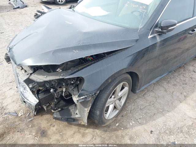 Aukcja sprzedaży 2013 Volkswagen Passat 2.5l Se, vin: 1VWBP7A34DC014748, numer aukcji: 44783349
