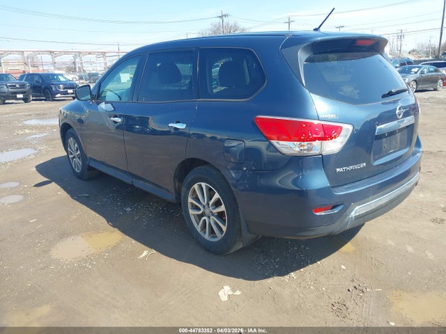 2015 NISSAN PATHFINDER 5N1AR2MN5FC628070 Photo 2