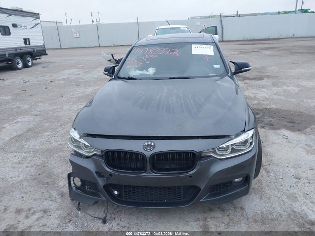 44783372 :رقم المزاد ، WBA8B3G5XGNT92723 vin ، 2016 Bmw 340i مزاد بيع