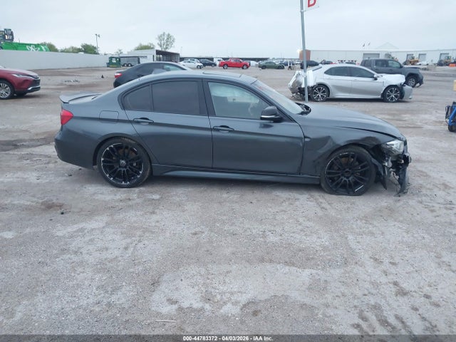 44783372 :رقم المزاد ، WBA8B3G5XGNT92723 vin ، 2016 Bmw 340i مزاد بيع
