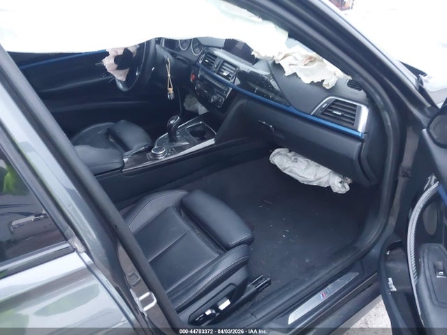 44783372 :رقم المزاد ، WBA8B3G5XGNT92723 vin ، 2016 Bmw 340i مزاد بيع