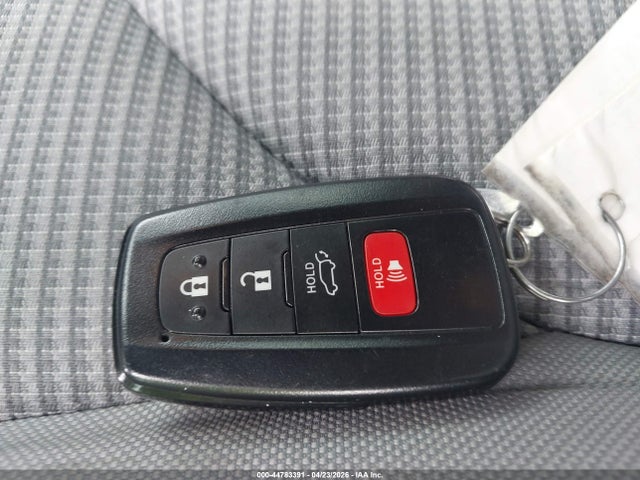 44783391 :رقم المزاد ، 5TDZZRAH7NS100185 vin ، 2022 Toyota Highlander Le مزاد بيع
