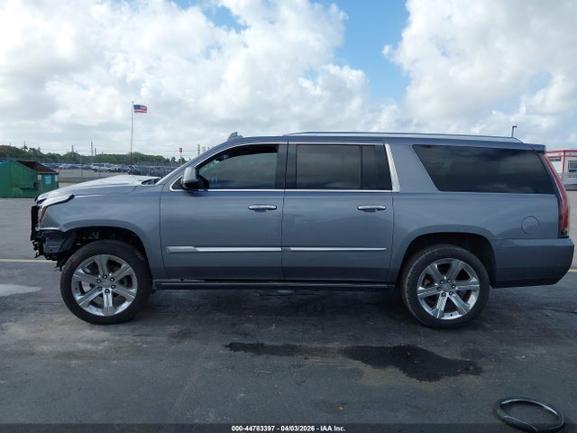 Продаж на аукціоні авто 2018 Cadillac Escalade Esv Premium Luxury, vin: 1GYS3JKJ7JR312156, номер лоту: 44783397