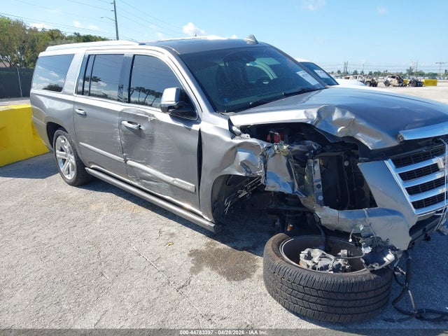 Продаж на аукціоні авто 2018 Cadillac Escalade Esv Premium Luxury, vin: 1GYS3JKJ7JR312156, номер лоту: 44783397