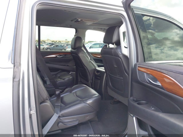 Продаж на аукціоні авто 2018 Cadillac Escalade Esv Premium Luxury, vin: 1GYS3JKJ7JR312156, номер лоту: 44783397