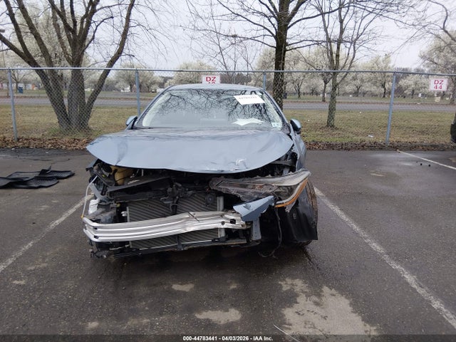 44783441 :رقم المزاد ، JTDEPMAE9MJ126747 vin ، 2021 Toyota Corolla Le مزاد بيع