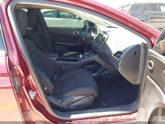 Chrysler 200 Limited 2015 1C3CCCAB6FN635424 Image 5