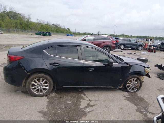 Aukcja sprzedaży 2018 Mazda Mazda3 Sport, vin: 3MZBN1U71JM232027, numer aukcji: 44783479