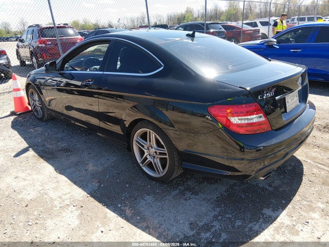 Aukcja sprzedaży 2012 Mercedes-benz C 250, vin: WDDGJ4HB4CF803118, numer aukcji: 44783488