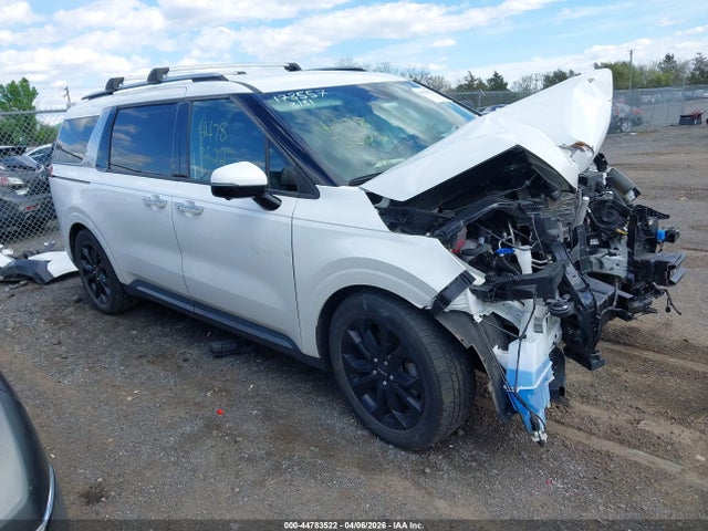 Aukcja sprzedaży 2023 Kia Carnival Mpv Sx, vin: KNDNE5H31P6201884, numer aukcji: 44783522
