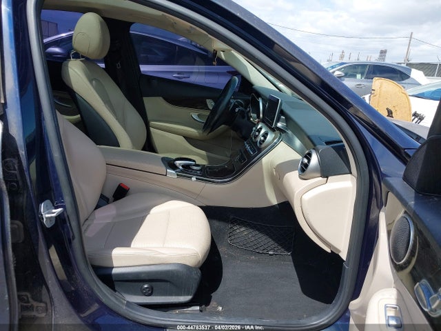 Aukcja sprzedaży 2015 Mercedes-benz C 300 4matic/luxury 4matic/sport 4matic, vin: 55SWF4KB2FU032603, numer aukcji: 44783537