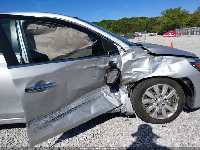 3N1AB7AP6GY211886 Nissan SENTRA SV