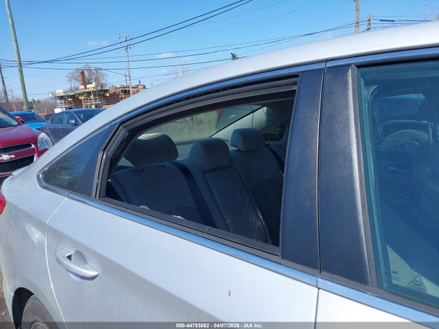 44783562 :رقم المزاد ، 5NPE24AF5HH552781 vin ، 2017 Hyundai Sonata Se مزاد بيع