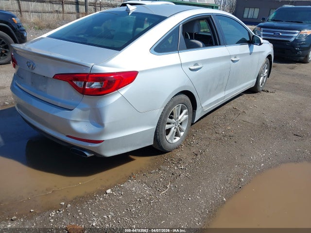 44783562 :رقم المزاد ، 5NPE24AF5HH552781 vin ، 2017 Hyundai Sonata Se مزاد بيع
