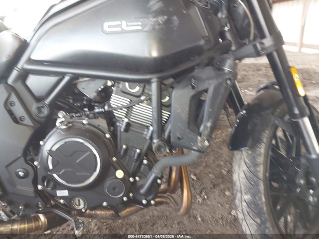 44783651 :رقم المزاد ، LCEPEWL19P6002554 vin ، 2023 Cf Moto 700 Cl-x مزاد بيع