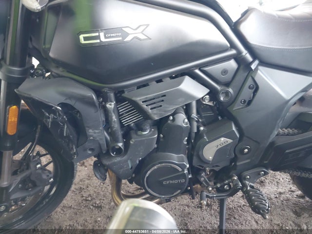 44783651 :رقم المزاد ، LCEPEWL19P6002554 vin ، 2023 Cf Moto 700 Cl-x مزاد بيع