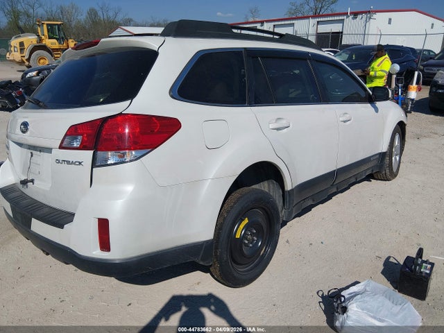 2011 Subaru Outback 2.5i Premium მანქანა იყიდება აუქციონზე, vin: 4S4BRCCC0B3436799, აუქციონის ნომერი: 44783662