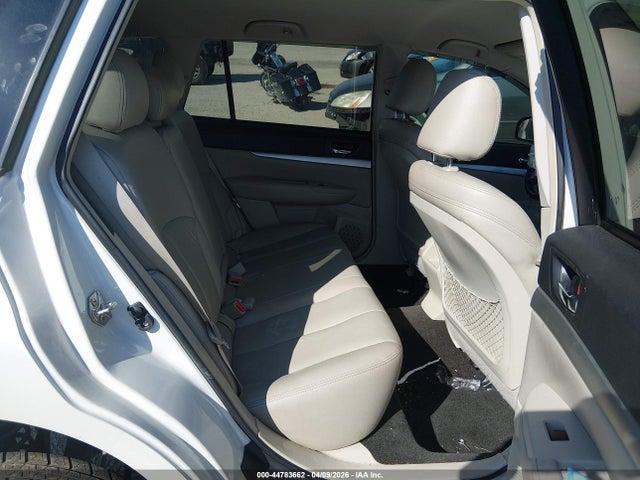 2011 Subaru Outback 2.5i Premium მანქანა იყიდება აუქციონზე, vin: 4S4BRCCC0B3436799, აუქციონის ნომერი: 44783662