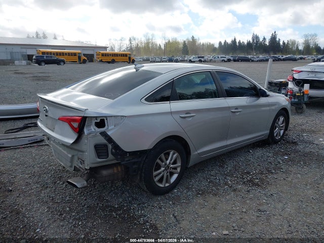Hyundai SONATA SE 2015 5NPE24AF2FH012902 Image 4