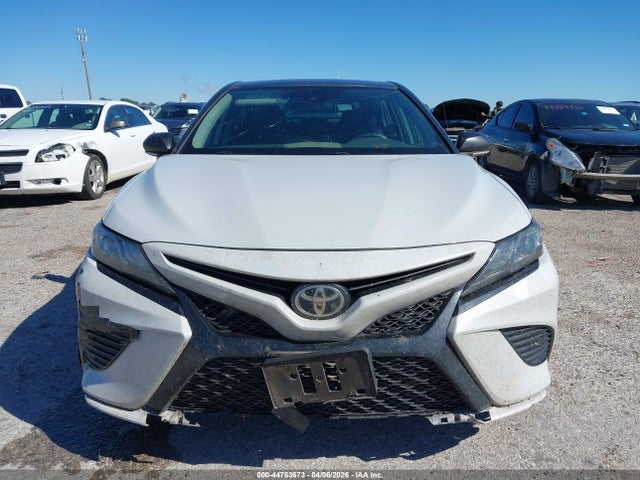 2021 Toyota Camry Trd მანქანა იყიდება აუქციონზე, vin: 4T1KZ1AKXMU049821, აუქციონის ნომერი: 44783673