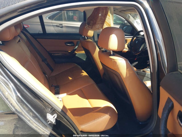 44783689 :رقم المزاد ، WBAPH7C54BE681824 vin ، 2011 Bmw 328i مزاد بيع