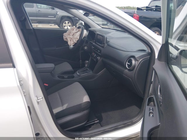 Продаж на аукціоні авто 2021 Hyundai Kona Se, vin: KM8K12AA1MU649261, номер лоту: 44783697