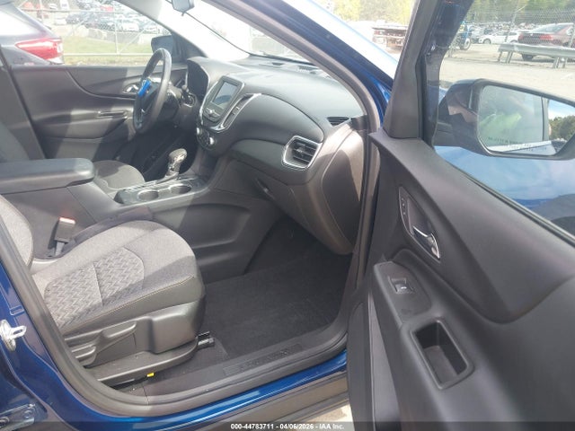 44783711 :رقم المزاد ، 3GNAXKEV4NL117498 vin ، 2022 Chevrolet Equinox Fwd Lt مزاد بيع