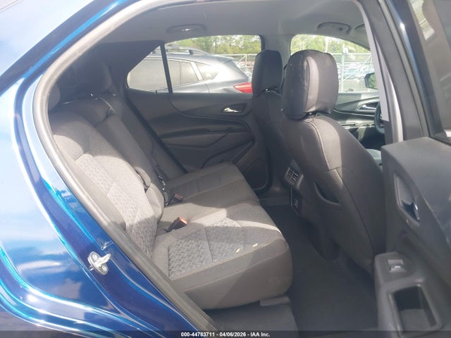 44783711 :رقم المزاد ، 3GNAXKEV4NL117498 vin ، 2022 Chevrolet Equinox Fwd Lt مزاد بيع