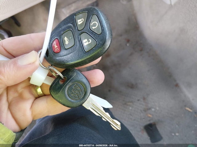 44783714 :رقم المزاد ، 1G4HC5EM0BU131746 vin ، 2011 Buick Lucerne Cxl مزاد بيع