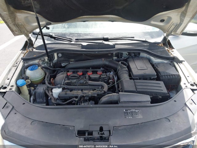 44783722 :رقم المزاد ، WVWML7AN6AE514743 vin ، 2010 Volkswagen Cc Sport مزاد بيع