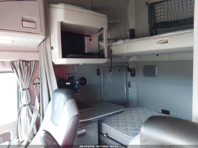 44783726 :رقم المزاد ، 3WKYD49X1LF417035 vin ، 2020 Kenworth T680 مزاد بيع