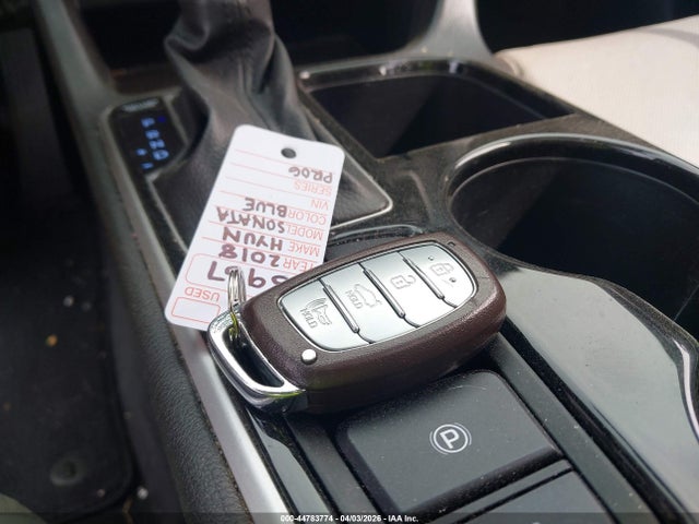 Aukcja sprzedaży 2018 Hyundai Sonata Limited, vin: 5NPE34AF9JH705620, numer aukcji: 44783774