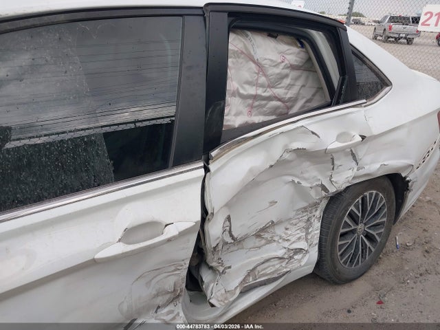 2019 Volkswagen Jetta 1.4t R-line/1.4t S/1.4t Se მანქანა იყიდება აუქციონზე, vin: 3VWC57BU7KM112590, აუქციონის ნომერი: 44783783