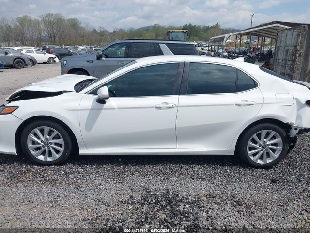 Toyota CAMRY LE 2021 4T1C11AK2MU480231 Image 14
